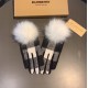 With packagingBurberry BURBERRY counter new large fox fur ball   wool gloves   fashion gloves, fall and winter warm padded lining, classic plaid, on the hand super comfortable and soft,   versatile! average size