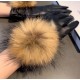 With packaging Chanel Chanel 2022 fall and winter large fox fur ball touch screen gloves   goddesses set of beauty must have   single product, beautiful   worth comparing    the same paragraph of different quality, kill 