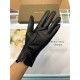 Pictures (women's models)   touch screen gloves BV couple models   [original quality] 100% selection of imported sheepskin Leather fine and soft Recognition of imported sheepskin has a feel    cashmere lining to keep war