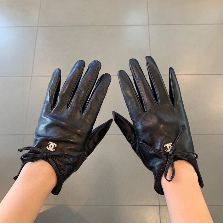 Explosion to   [top original single] official website synchronization women's new high-grade sheepskin gloves     100% selection of imported lambskin lining sheepskin lining Leather luster bright full soft delicate feel 