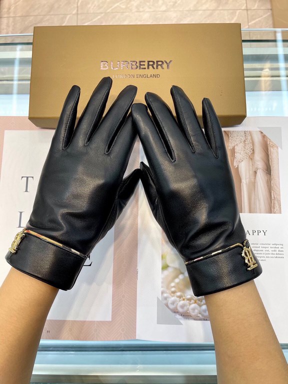 Burberry new women's gloves first-class sheepskin leather leather ultra-thin soft and comfortable, especially show hand-shaped    texture super groupSize ：M L