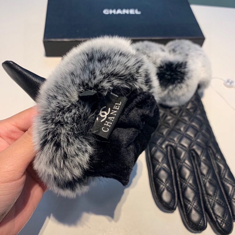 Chanel Chanel 2022 fall and winter lazy rabbit hair sheepskin gloves   cell phone touch screen, worth comparing     the same paragraph of different qualities, kill the market poor products, imported first-class sheepskin