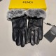 With packaging Fendi FENDI  2021 fall and winter lazy rabbit hair sheepskin embroidered gloves   cell phone touch screen, worth comparing     the same paragraph of different qualities, kill the market poor products, impo