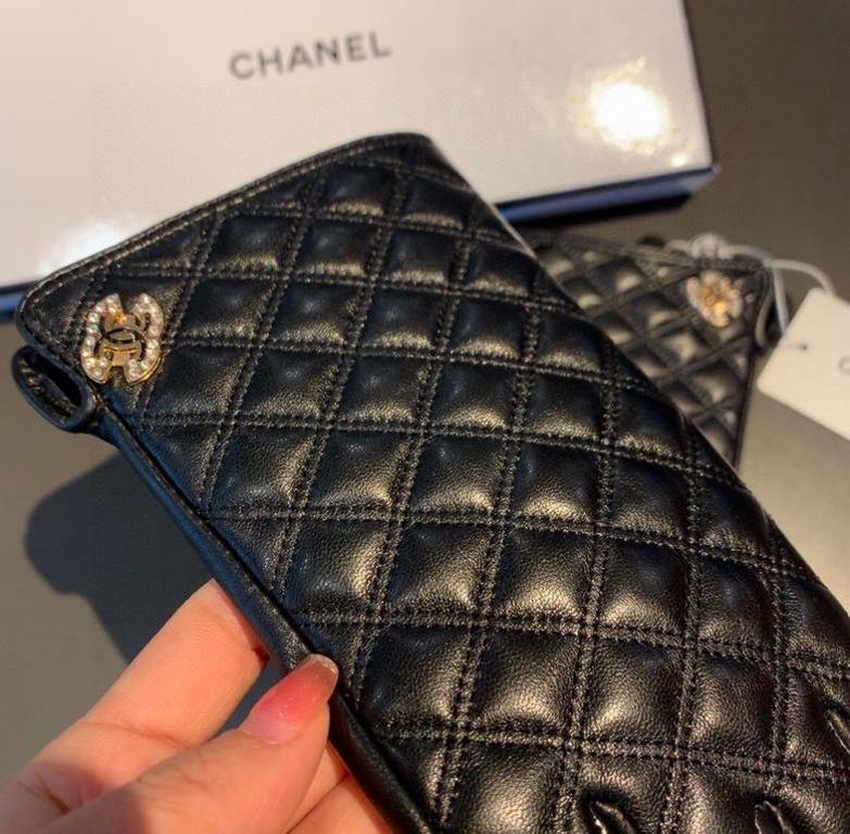 2022 new exclusive first  touch screen gloves Chanel Chanel [original quality] official website synchronization women's new high-grade sheepskin gloves    goddess preferred can not be missed    hundred percent of the sel