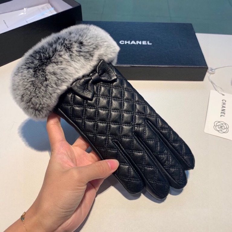 Chanel Chanel 2022 fall and winter lazy rabbit hair sheepskin gloves   cell phone touch screen, worth comparing     the same paragraph of different qualities, kill the market poor products, imported first-class sheepskin