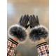 Italian export Chanel original single tail single gloves, using the top white goatskin  fox hair Note that the amount of real fox hair, absolute noblewoman models feel softer and more delicate skin-friendly, better warmt