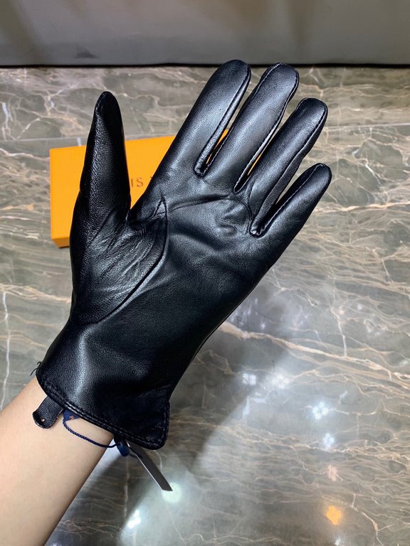 Embroidery touch screen women's gloves LV [original quality] official website synchronization women's new high-grade sheepskin gloves    goddess preferred can not be missed    hundred percent of the selection of imported