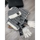 . C home. [Three-piece wool suit hat  scarf  gloves] classic suit hat! Warm and super comfortable ~ winter Miss ageing artifacts Oh ~ this winter you are missing such a set of suit hat la ~ and warm and stylish! Men's an