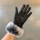 Chanel ~ Chanel Italian export original single tail single touch screen gloves Adopted top white goatskin  lazy rabbit   hair, feel more soft and delicate Skin-friendly, better warmth Natural dyes, low-temperature dyeing