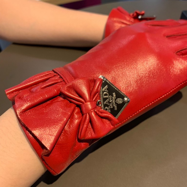 2022 new exclusive first  touch screen gloves Prada wave flower   edge gloves [original quality] official website synchronization Ms. new high-grade sheepskin gloves    goddess preferred can not be missed        100 perc