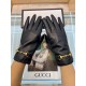 Explosion models to the goods   Gucci hot circle of friends of the women's leather gloves, horsebit buckle  first-class sheepskin Simple and generous static surface style add a small LOGO buckle, ultra-soft plus cashmere