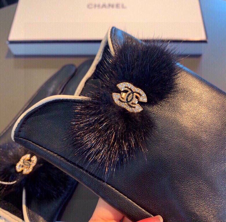 .Chanel Chanel 2021 fall and winter mink hair bow sheepskin gloves   cell phone touch screen, worth comparing     the same paragraph of different quality, kill the market poor product, imported a first-class sheepskin  l