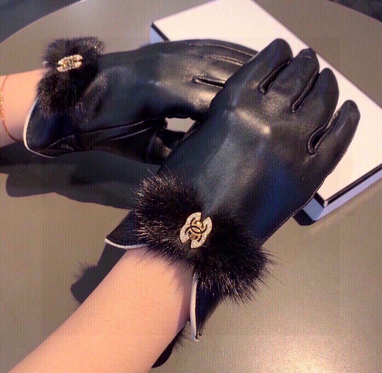 .Chanel Chanel 2021 fall and winter mink hair bow sheepskin gloves   cell phone touch screen, worth comparing     the same paragraph of different quality, kill the market poor product, imported a first-class sheepskin  l