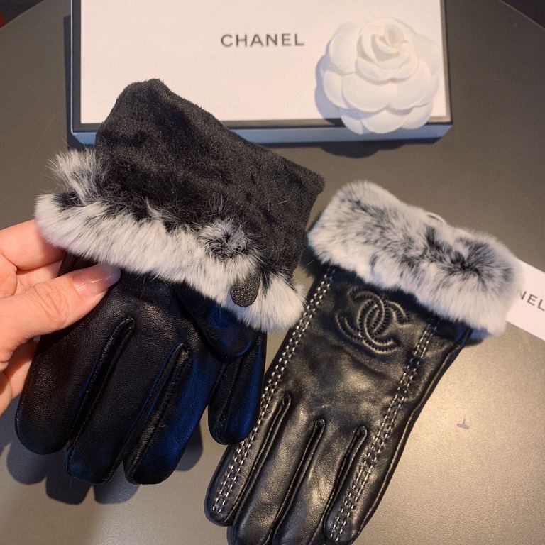 .Chanel Chanel 2022 fall and winter lazy rabbit hair sheepskin gloves   cell phone touch screen, worth comparing     the same paragraph of different qualities, kill the market poor products, imported first-class sheepski