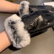 .Chanel Chanel 2022 fall and winter lazy rabbit hair sheepskin gloves   cell phone touch screen, worth comparing     the same paragraph of different qualities, kill the market poor products, imported first-class sheepski