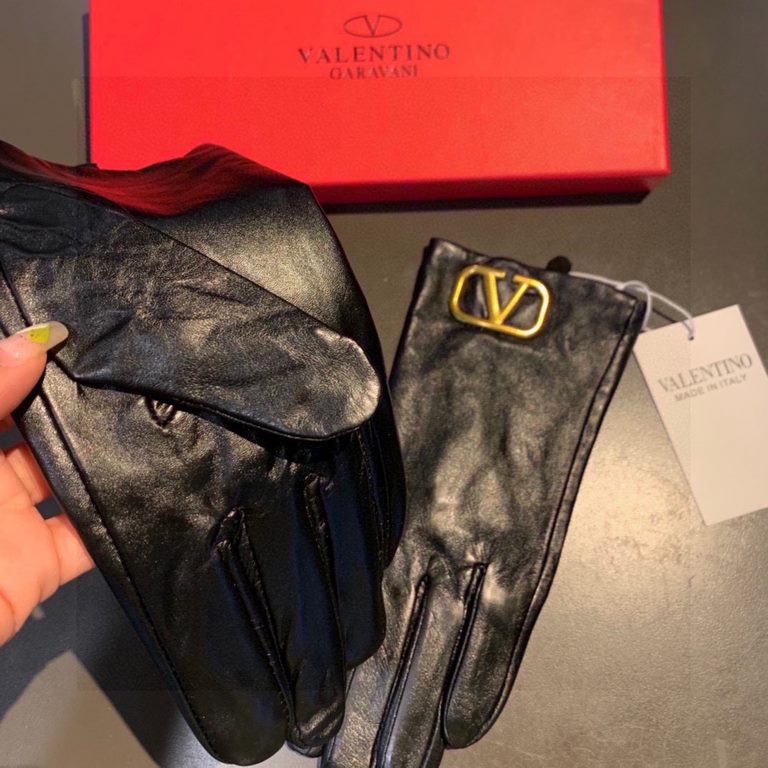 2023 new exclusive first  Valentino VALENTINO touch screen women's gloves [original quality] official website synchronization women's new high-grade sheepskin gloves    goddess preferred can not be missed       100 perce