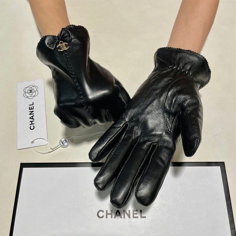 With the packaging of the new exclusive first Chanel rose series celebrity style [original quality] women's new high-grade sheepskin gloves    goddess preferred can not be missed   imports of sheepskin Leather soft and d