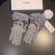 Chanel Chanel 2022 fall and winter lazy rabbit hair wool gloves   worth comparing     the same paragraph of different quality, kill the market poor product, wool ten lazy rabbit hair lining padded   classic but not fashi