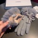 Chanel Chanel 2022 fall and winter lazy rabbit hair wool gloves   worth comparing     the same paragraph of different quality, kill the market poor product, wool ten lazy rabbit hair lining padded   classic but not fashi