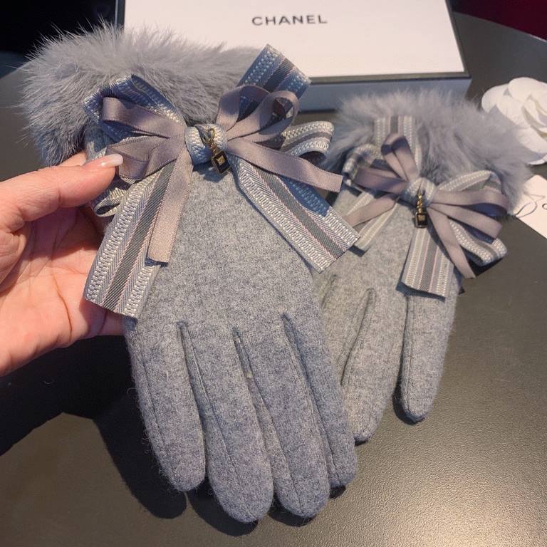 Chanel Chanel 2022 fall and winter lazy rabbit hair wool gloves   worth comparing     the same paragraph of different quality, kill the market poor product, wool ten lazy rabbit hair lining padded   classic but not fashi