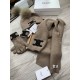 Celine. [Three-piece wool suit fox hair hat  scarf  gloves] classic suit hat! Warm and super comfortable ~ winter Miss ageing artifacts Oh ~ this winter you are missing such a set of suit hat la ~ and warm and stylish! M