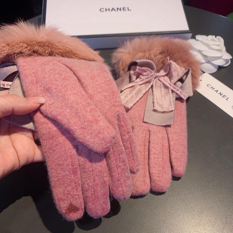 Chanel Chanel 2022 fall and winter lazy rabbit hair wool gloves   worth comparing     the same paragraph of different quality, kill the market poor product, wool ten lazy rabbit hair lining padded   classic but not fashi