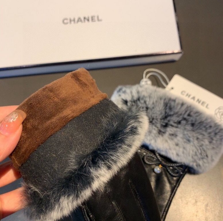 with packagingChanel Chanel 2022 fall and winter lazy rabbit hair sheepskin gloves   cell phone touch screen, worth comparing     the same paragraph of different quality, kill the market poor product, imported a first-cl