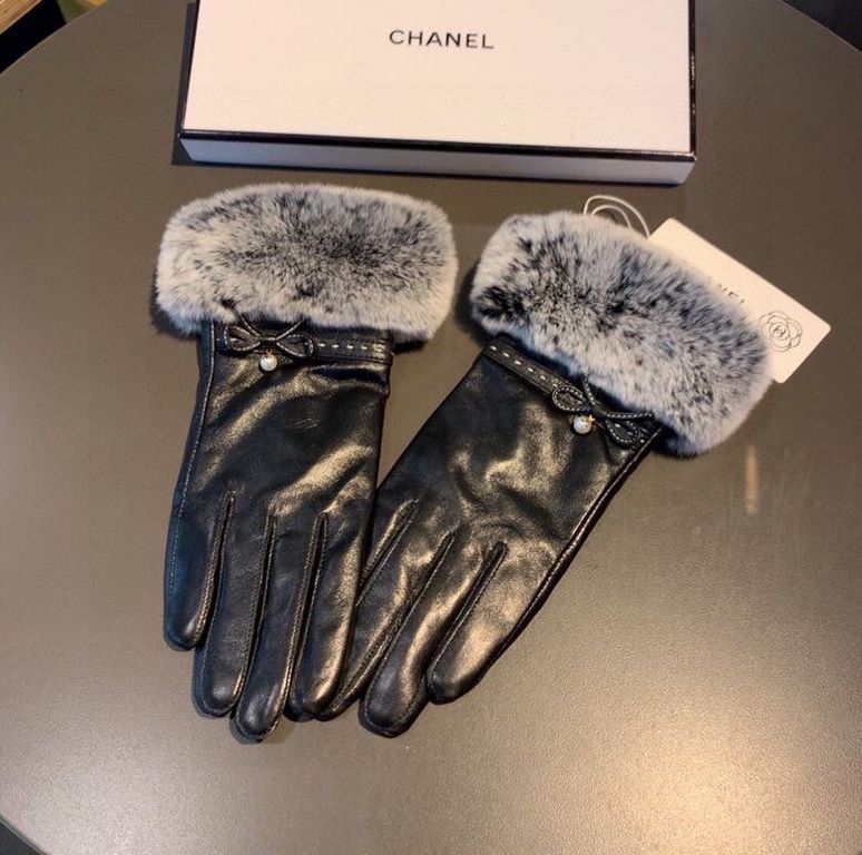 with packagingChanel Chanel 2022 fall and winter lazy rabbit hair sheepskin gloves   cell phone touch screen, worth comparing     the same paragraph of different quality, kill the market poor product, imported a first-cl