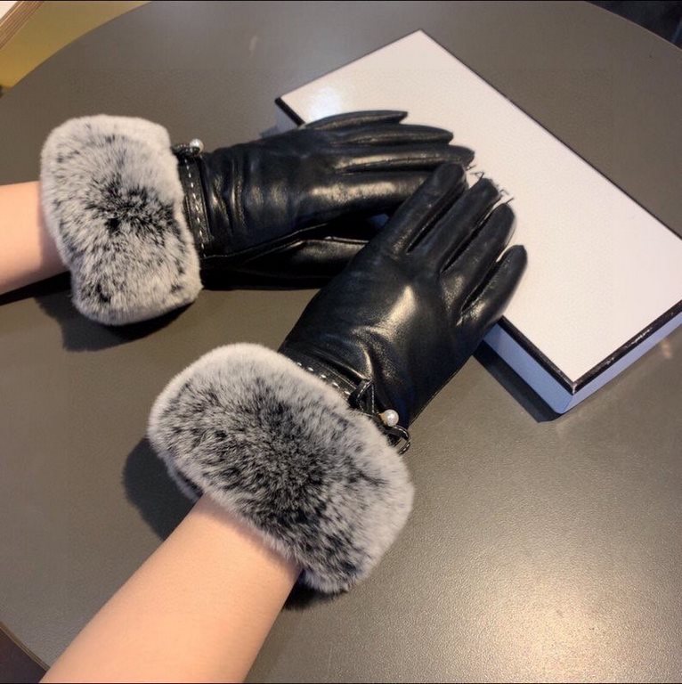 with packagingChanel Chanel 2022 fall and winter lazy rabbit hair sheepskin gloves   cell phone touch screen, worth comparing     the same paragraph of different quality, kill the market poor product, imported a first-cl