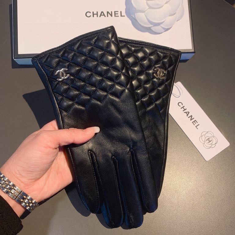 2022 new exclusive first  touch screen gloves Chanel Chanel [original quality] official website synchronization women's new high-grade sheepskin gloves    goddess preferred can not be missed    hundred percent of the sel