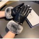 with packagingChanel Chanel 2022 fall and winter lazy rabbit hair sheepskin gloves   cell phone touch screen, worth comparing     the same paragraph of different quality, kill the market poor product, imported a first-cl