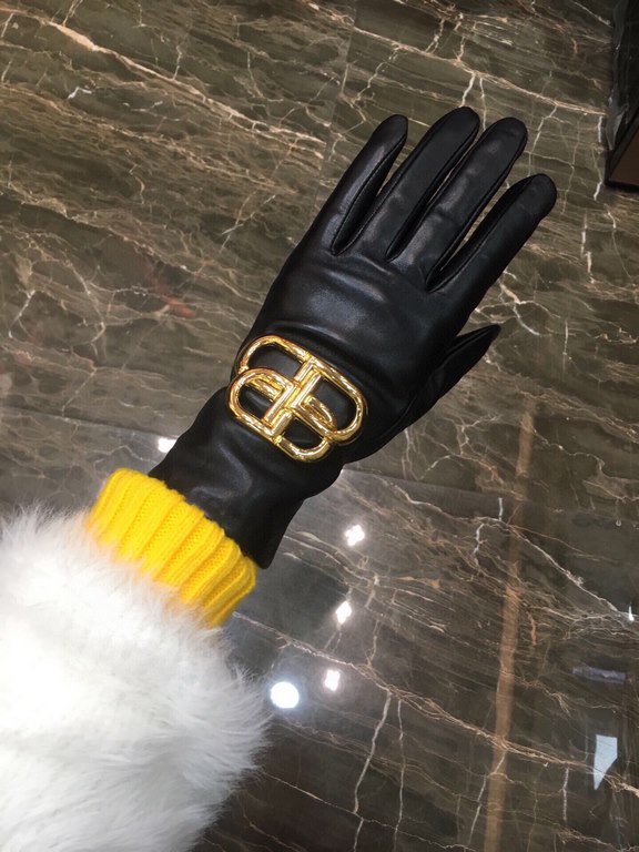 Paris House     [top original single] official website synchronization women's new high-grade sheepskin gloves     100% selection of imported lambskin lined with cashmere warm and comfortable better Leather luster bright