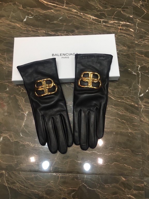 Paris House     [top original single] official website synchronization women's new high-grade sheepskin gloves     100% selection of imported lambskin lined with cashmere warm and comfortable better Leather luster bright