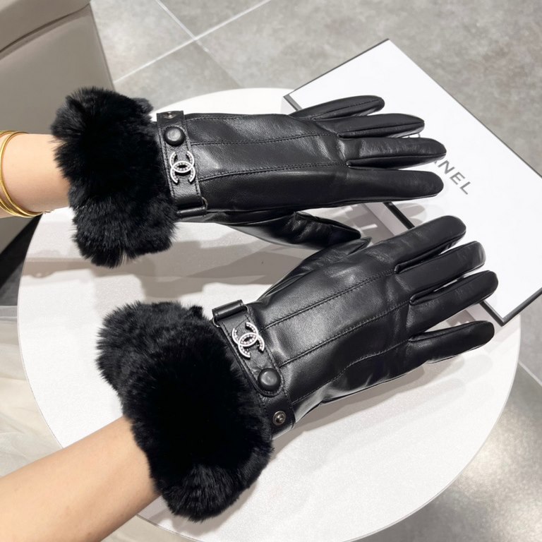 Chanel Chanel 2023 fall and winter lazy rabbit hair sheepskin gloves   cell phone touch screen, worth comparing     the same paragraph of different qualities, kill the market poor products, imported first-class sheepskin