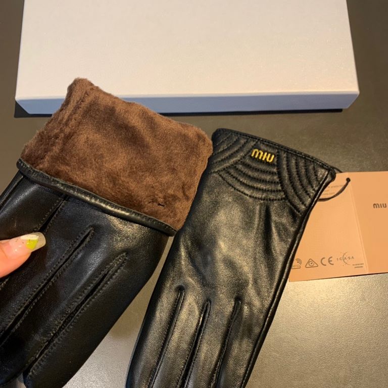 2022 new exclusive first  touch screen gloves miu muumuu [original quality] official website synchronization women's new high-grade sheepskin gloves    goddess preferred can not be missed    100 percent selection of impo