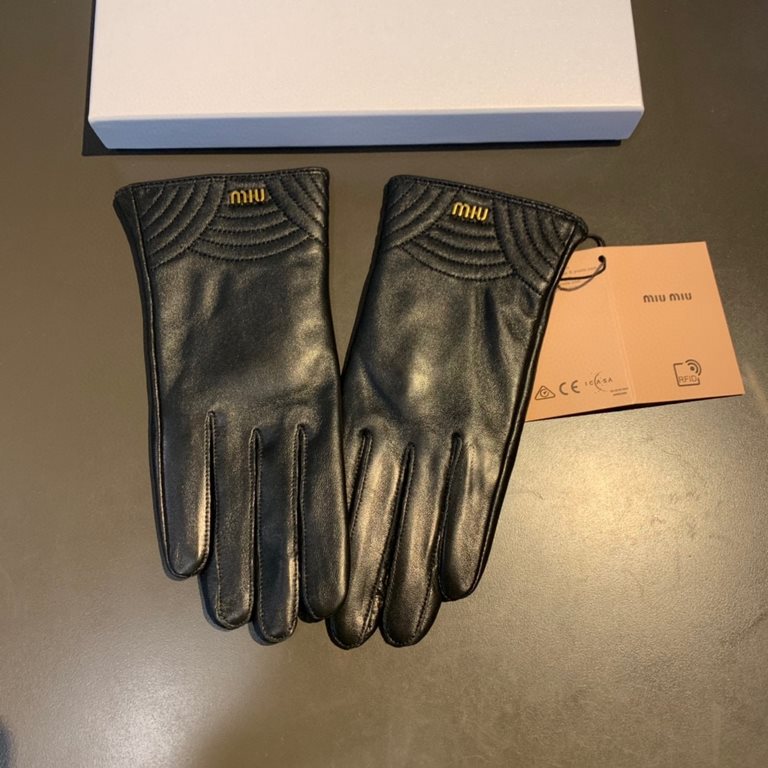 2022 new exclusive first  touch screen gloves miu muumuu [original quality] official website synchronization women's new high-grade sheepskin gloves    goddess preferred can not be missed    100 percent selection of impo