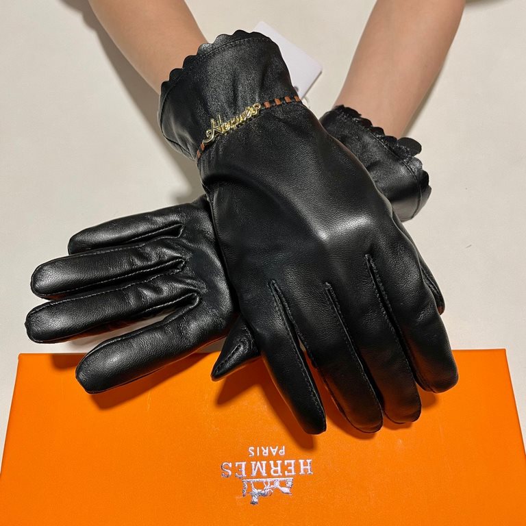 2021 new exclusive first  touch screen gloves Hermes (original quality) official website synchronization women's new high-grade sheepskin gloves    goddesses set of the United States preferred must be unmissable      100