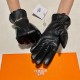 2021 new exclusive first  touch screen gloves Hermes (original quality) official website synchronization women's new high-grade sheepskin gloves    goddesses set of the United States preferred must be unmissable      100