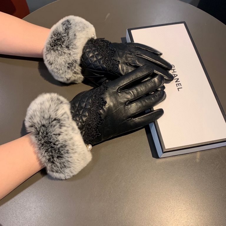 with packagingChanel Chanel 2022 fall and winter lazy rabbit hair sheepskin gloves   cell phone touch screen, worth comparing     the same paragraph of different quality, kill the market poor product, imported a first-cl