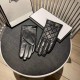 Chanel new women's gloves first-class sheepskin leather leather ultra-thin soft and comfortable special show hand-shaped    texture super groupSize average size