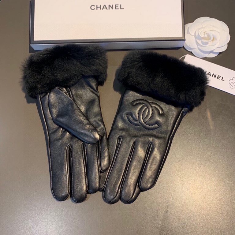 with packagingChanel Chanel 2022 fall and winter lazy rabbit hair sheepskin gloves   cell phone touch screen, worth comparing     the same paragraph of different quality, kill the market poor product, imported a first-cl