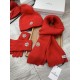 Masked mouth. [Three-piece wool suit fox hair hat  scarf  gloves] classic suit hat! Warm and super comfortable ~ winter Miss ageing artifacts Oh ~ this winter you are just short of such a set of suit hat la ~ and warm an