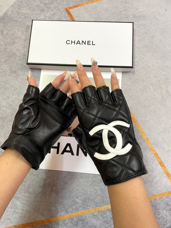 Chanel New Ladies Half Finger Gloves First Grade Sheepskin Leather Ultra-thin, Soft and Comfortable, Especially Showing Hand Shape          Superb TextureSize M L