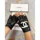 Chanel New Ladies Half Finger Gloves First Grade Sheepskin Leather Ultra-thin, Soft and Comfortable, Especially Showing Hand Shape          Superb TextureSize M L