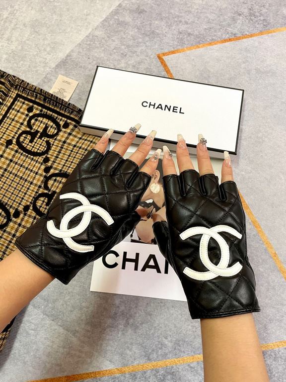 Chanel New Ladies Half Finger Gloves First Grade Sheepskin Leather Ultra-thin, Soft and Comfortable, Especially Showing Hand Shape          Superb TextureSize M L