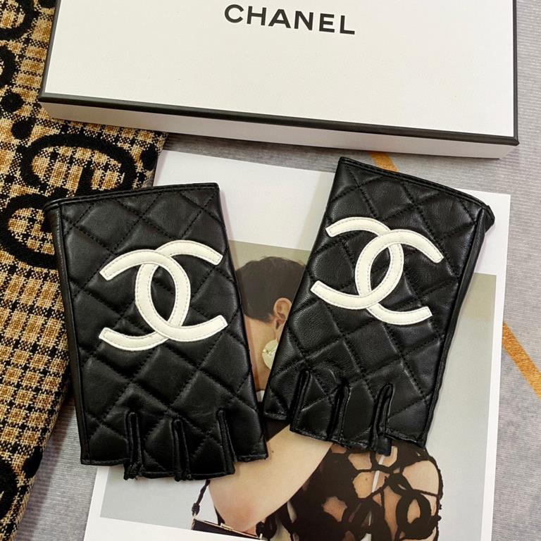 Chanel New Ladies Half Finger Gloves First Grade Sheepskin Leather Ultra-thin, Soft and Comfortable, Especially Showing Hand Shape          Superb TextureSize M L