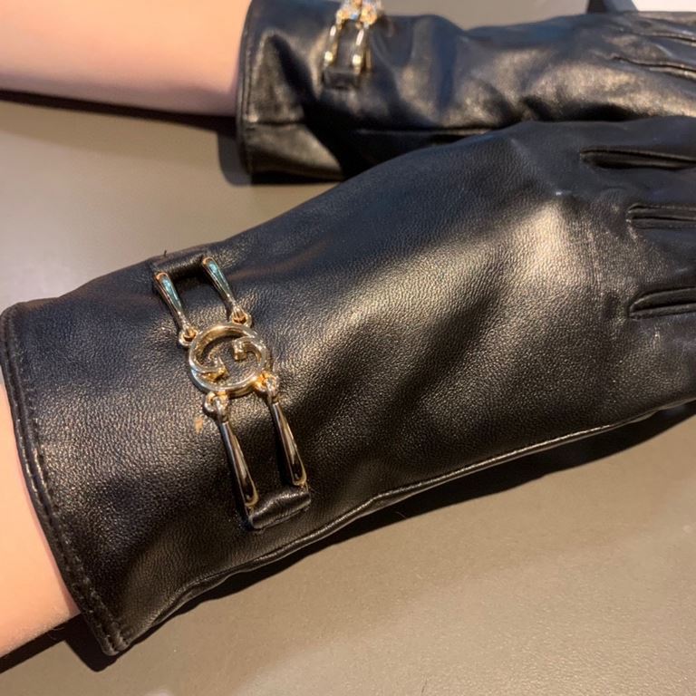 2022 new exclusive first   touch screen gloves Gucci Gucci new high-grade sheepskin gloves    goddesses set the United States preferred can not be missed    hundred percent of the selection of imported sheepskin Leather 