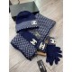 C family. [Three-piece wool suit hat  scarf  gloves] classic suit hat! Warm and super comfortable ~ winter Miss ageing artifacts Oh ~ this winter you are missing such a set of suit hat la ~ and warm and stylish! Men's an