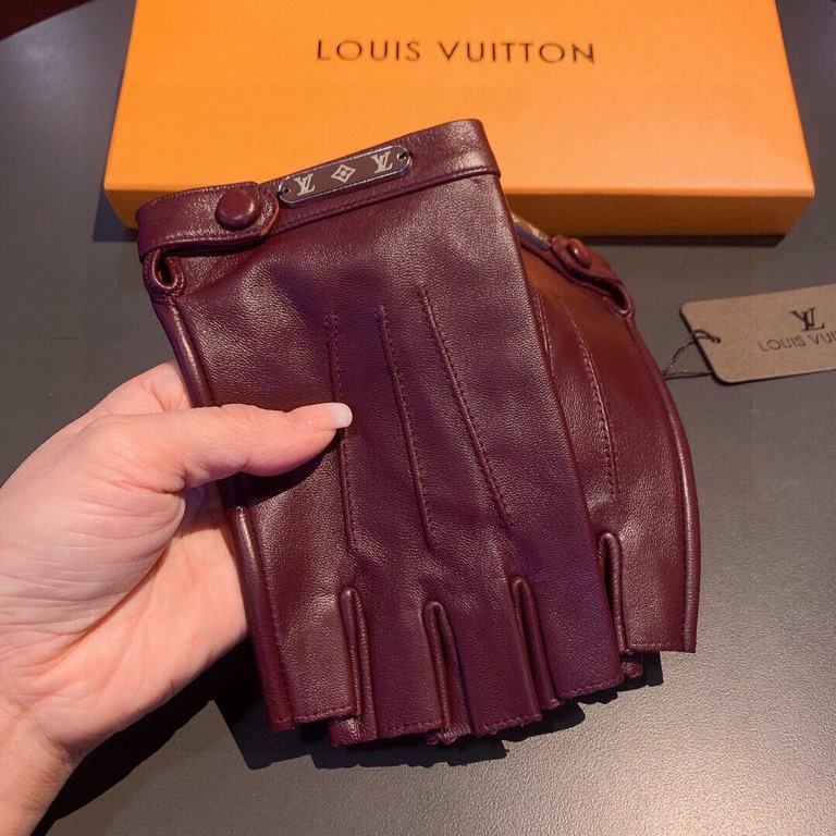 2022 LV new short gloves, fashion biker   gloves, fall and winter new cloth lining, fashion   on the hand super comfortable soft and versatile! Set beauty goddess must-have   with box   yardage ML