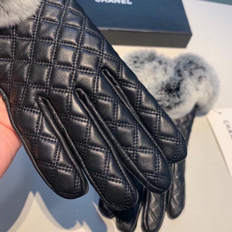 Chanel Chanel 2022 fall and winter lazy rabbit hair sheepskin gloves   cell phone touch screen, worth comparing     the same paragraph of different qualities, kill the market poor products, imported first-class sheepskin